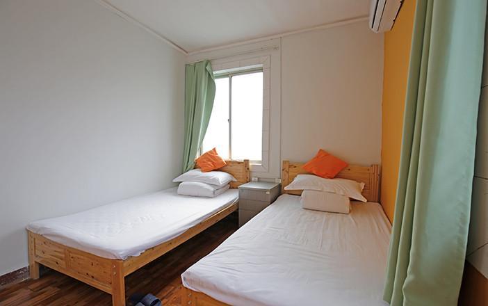 Zhuangse Chengdu Youth Hostel Екстер'єр фото